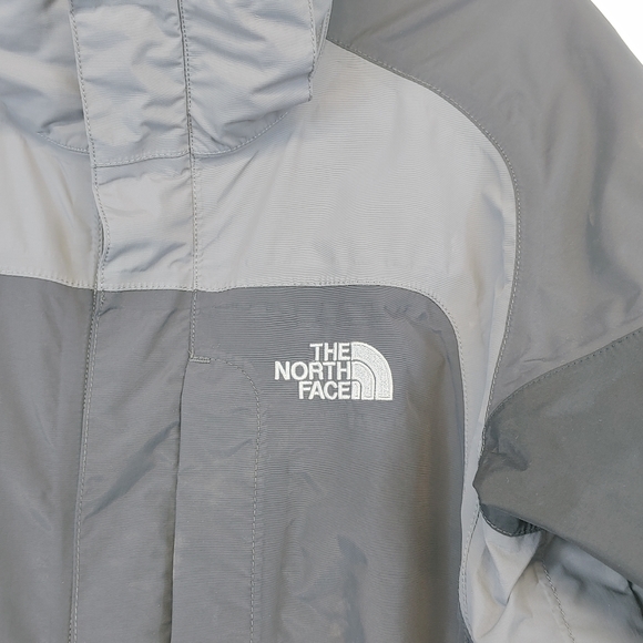SEE NEW LISTING Men's The North Face Hyvent Waterproof Jacket - Picture 4 of 13